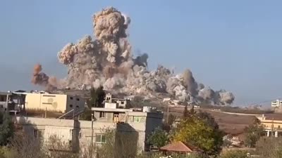 لحظة نسف الجيش الإسرائيلي لقرية محبيبب اللبنانية 16 أكتوبر 2024