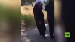 مواطنون من قرية شويا بقضاء حاصبيا يوقفون شاحنة صواريخ تابعة لحزب الله، أغسطس 2021