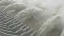 خبراء يحذرون من مخاطر انهيار سد المضائق الثلاث، من انتاج محطة NTD الأمريكية، يونيو 2020.