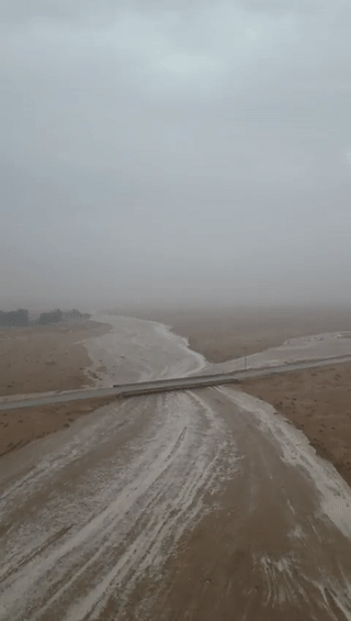 سيول غرب مدينة الرس، منطقة القصيم، السعودية، 2 يناير 2023