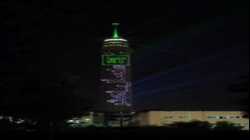 إعلان لقناة روسيا اليوم على برج القاهرة