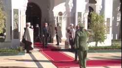 Receiving Mauritanian President Mohamed Ghazouani at El Mouradia Palace in Algiers, December 28, 2021