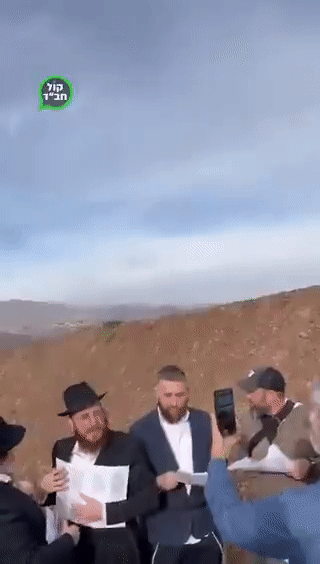 عائلات مستوطنين تؤسس حباد في بلدة حضر السورية، ديسمبر 2024