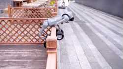 الروبوت رباعي الأرجل يونيتري جو 2، الصيني