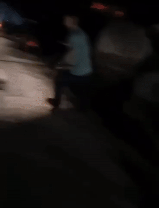 رفع انقاض المبنى الذي اغتالت فيه اسرائيل، القيادي في حزب الله طالب عبد الله (11 يونيو 2024)