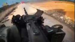 فيديو نشره فصيل أنصار التوحيد عن هجماتها ضد نقاط الجيش السوري قرب حماة (ديسمبر 2024)