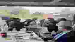 وزير العدل ياريف ليفين يزور أحد زعماء المافيا (مارس 2023)