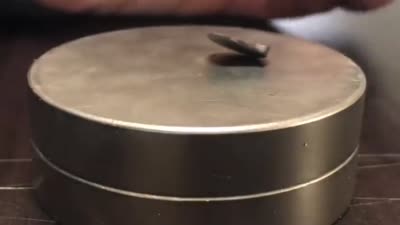 كوريا الجنوبية تحقق الموصلية الفائقة في درجة حرارة الغرفة، يوليو 2023