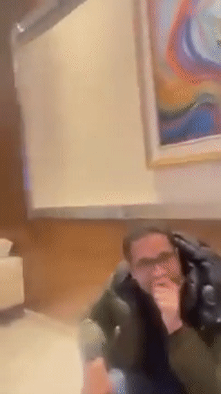 ممدوح حمزة يعلن عن وصوله إلى القاهرة