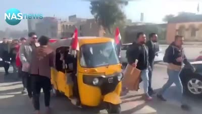 نواب تشترين يدخلون البرلمان بالتوكتوك